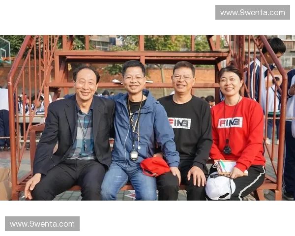 从赛场秩序到公正之眼全面解析DOTA2裁判的职责与影响 从赛场秩序到公正之眼全面解析DOTA2裁判的职责与影响